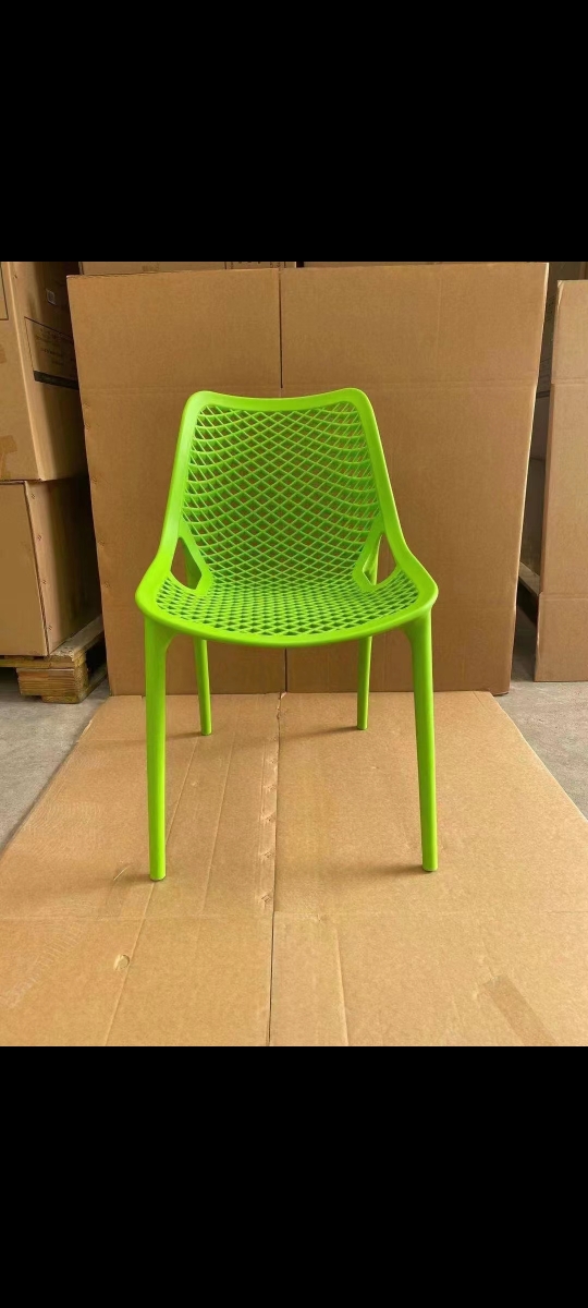 כסא פלסטיק מעוצב ואיכותי נטלי NATALY PC2435